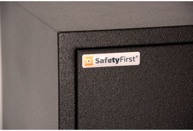 SafetyFirst Black Box 3K